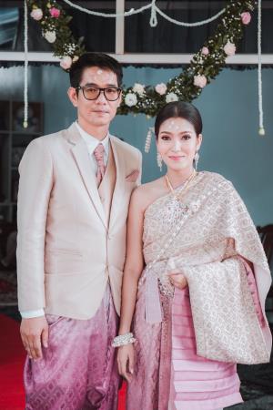 ชุดไทยเจ้าสาว ชุดไทยจักรพรรดิ์ เช่าที่แบมบี้ เวดดิ้ง ห้วยขวาง